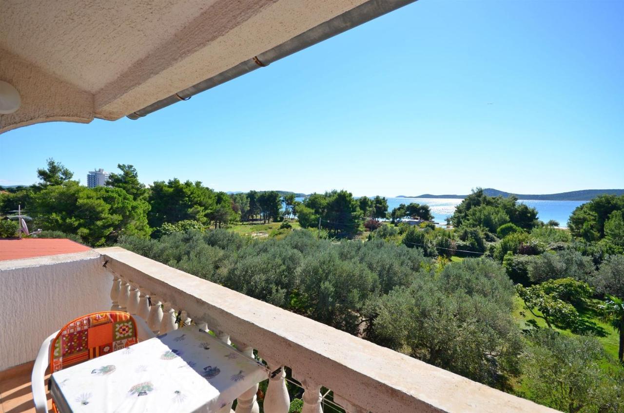 Apartments And Rooms On The Beach Vodice Exterior photo